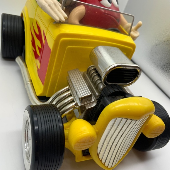 Vintage M&M's 'Rebel Without A Clue' Collectible Retired Candy Dispenser - Picture 14 of 16